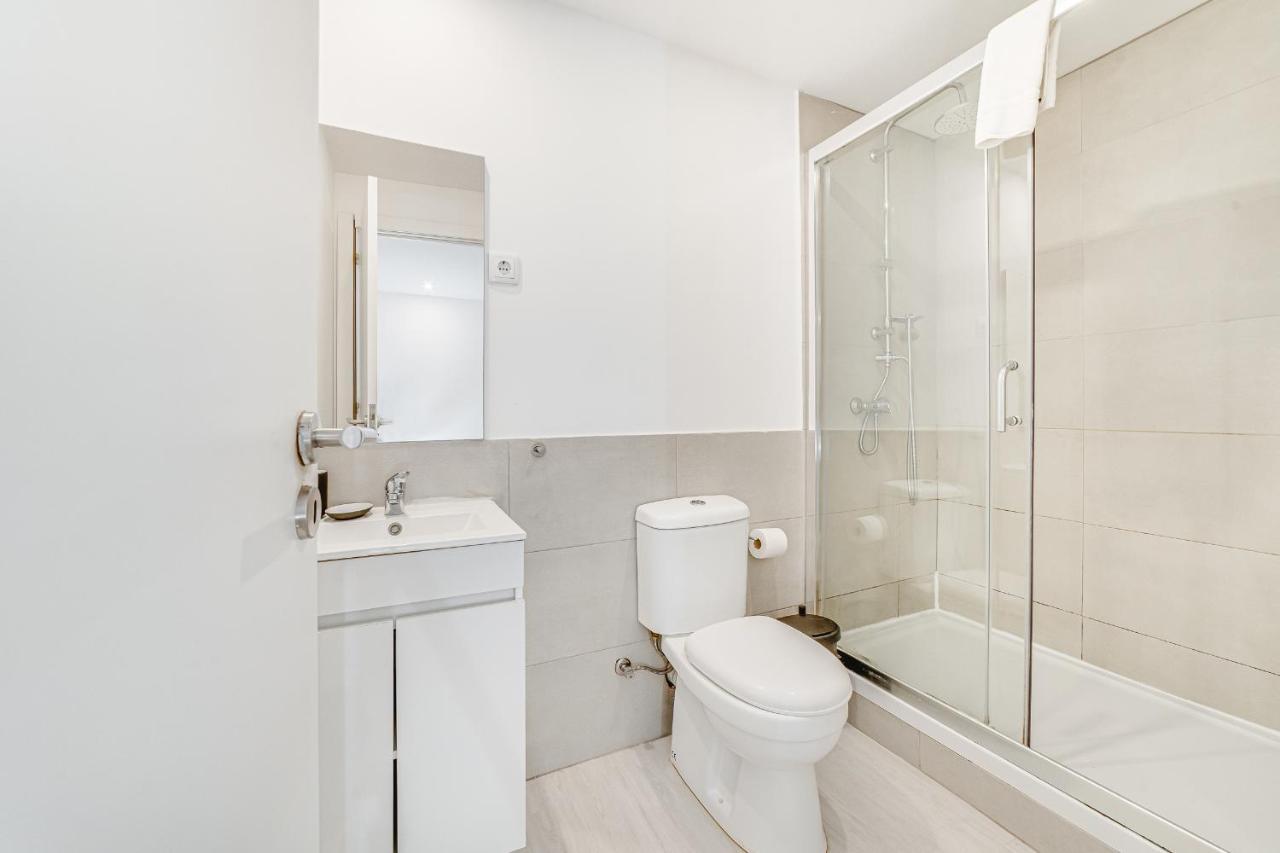Fornos Deluxe Apartments ลิสบอน ภายนอก รูปภาพ