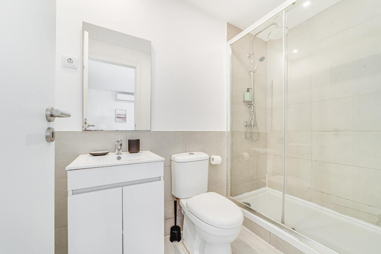Fornos Deluxe Apartments ลิสบอน ภายนอก รูปภาพ