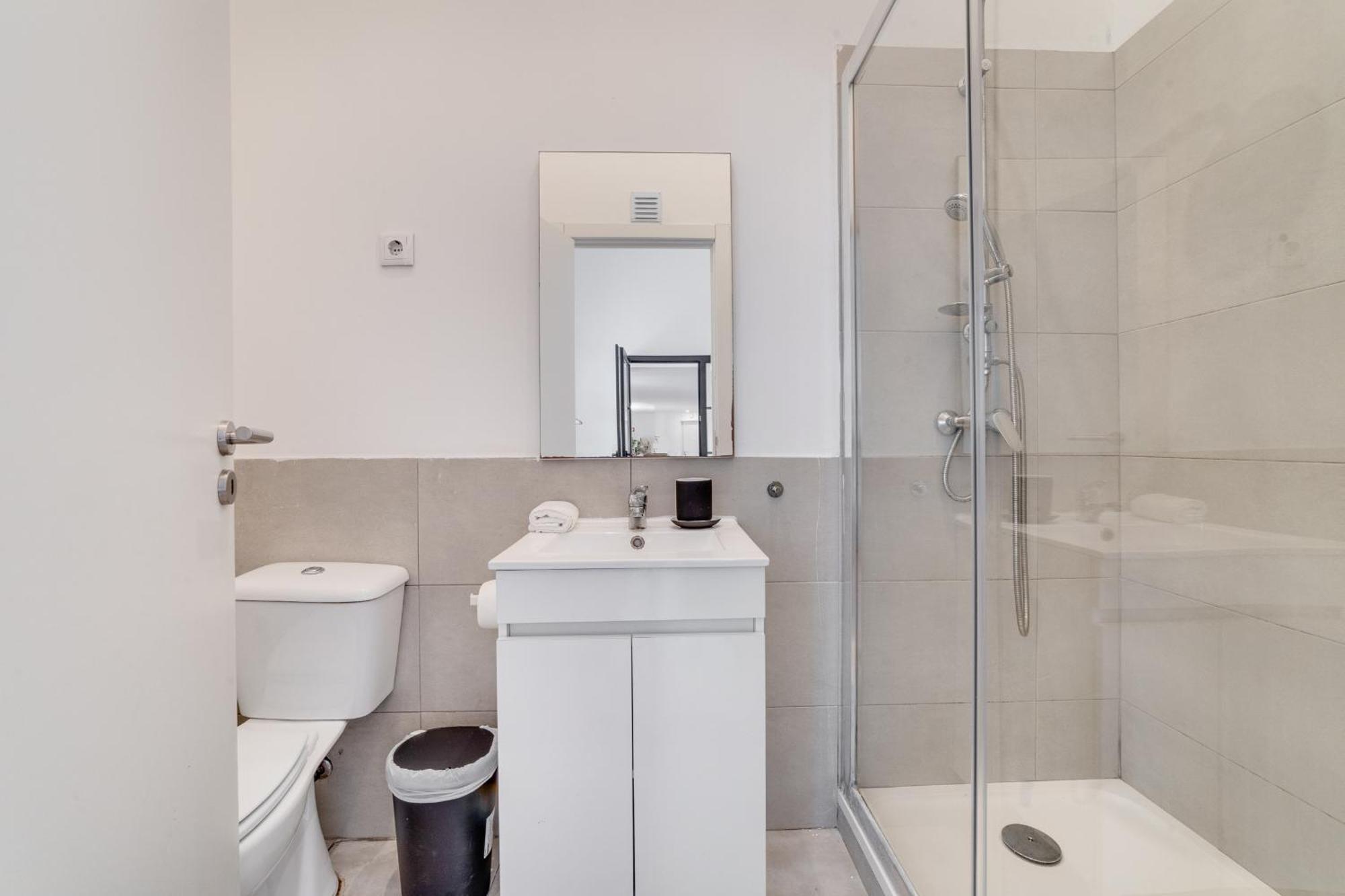 Fornos Deluxe Apartments ลิสบอน ภายนอก รูปภาพ
