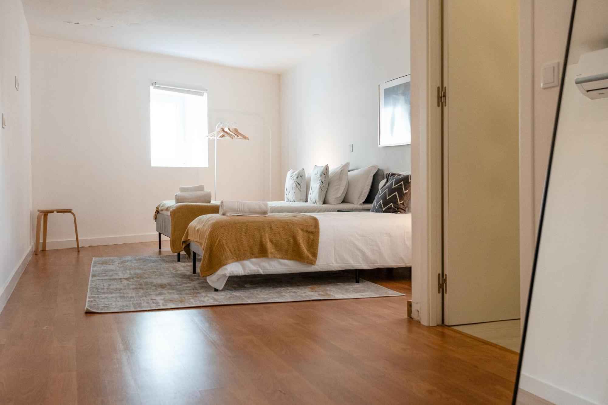 Fornos Deluxe Apartments ลิสบอน ภายนอก รูปภาพ